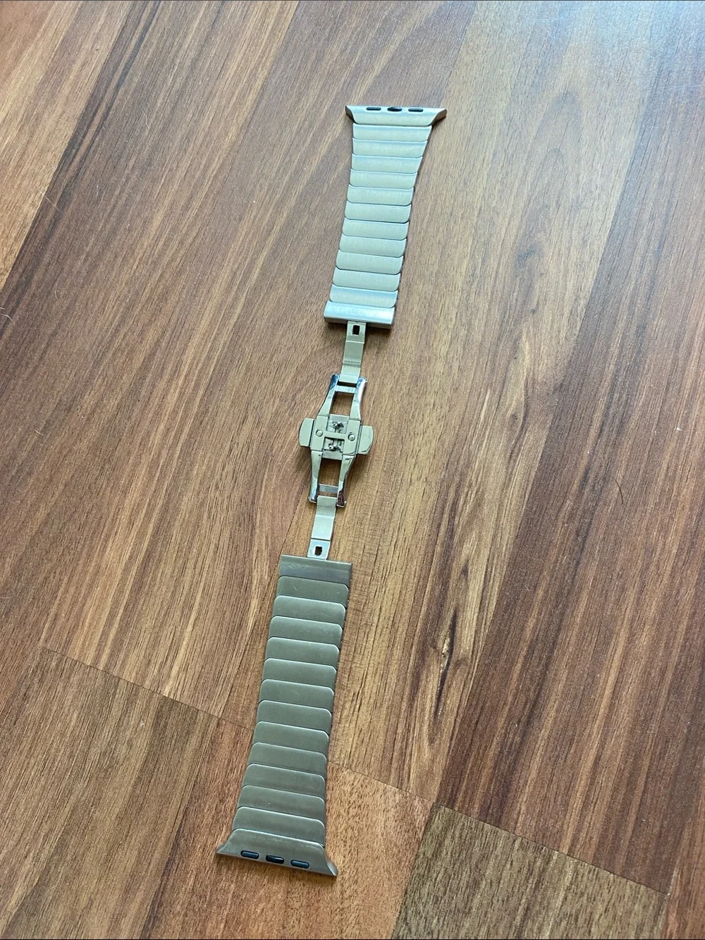 Apple premium gray